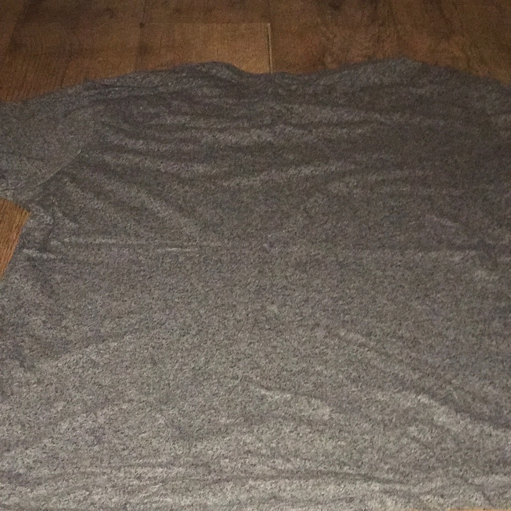 merona grey t-shirt
